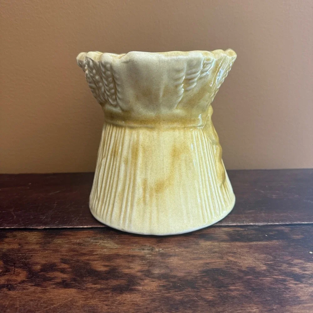 Vintage House of Webster Sheaf of‎ Wheat Haystack Vase Planter Cookie Jar